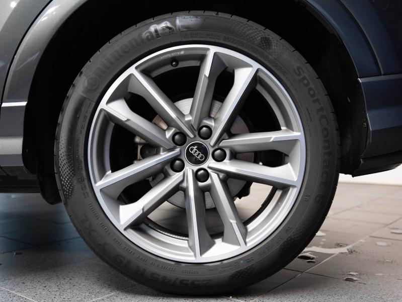 Voitures occasions Audi Q3 S line Champagne-au-Mont-d'Or