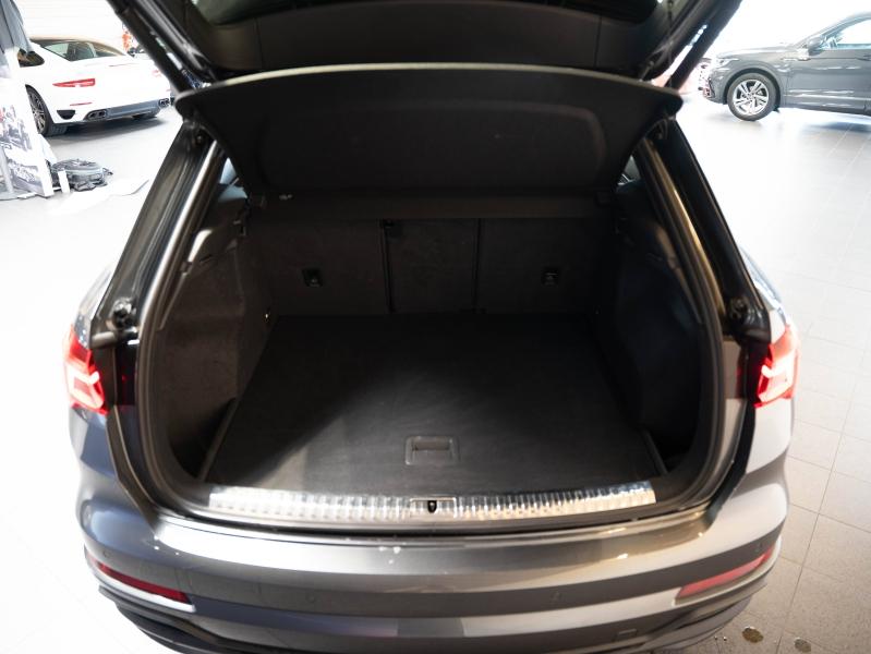 Voitures occasions Audi Q3 S line Champagne-au-Mont-d'Or