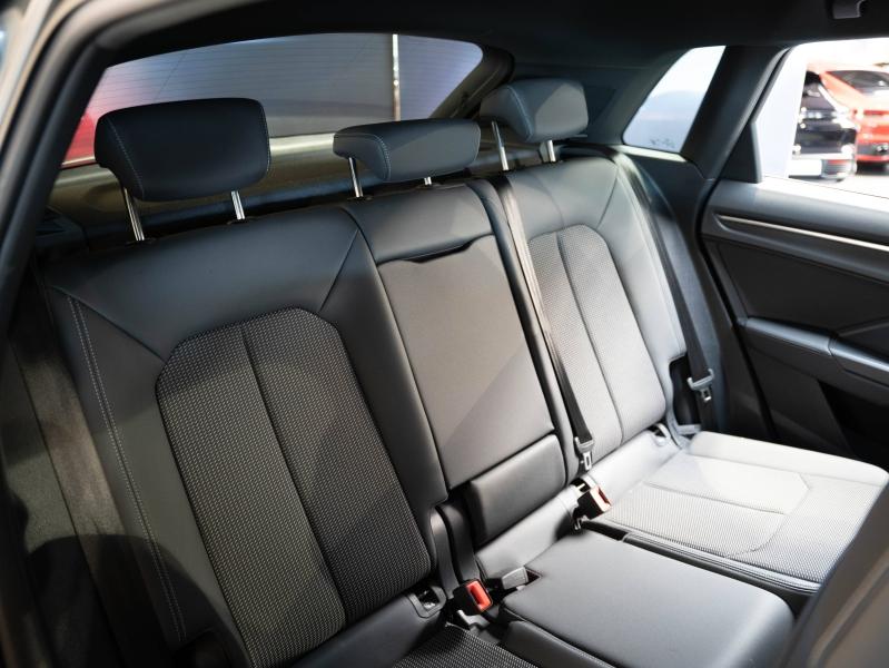 Voitures occasions Audi Q3 S line Champagne-au-Mont-d'Or