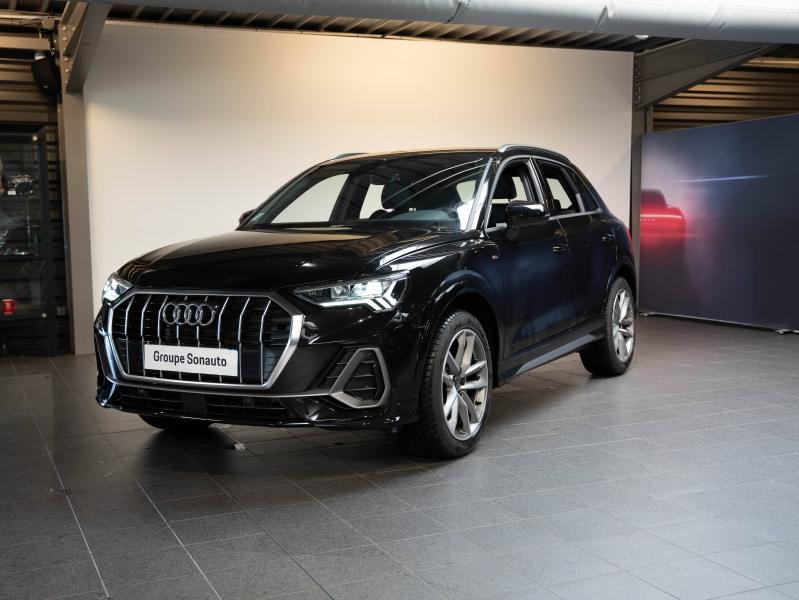 Voitures occasions Audi Q3 S line Champagne-au-Mont-d'Or
