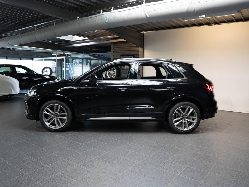 Voitures occasions Audi Q3 S line Champagne-au-Mont-d'Or