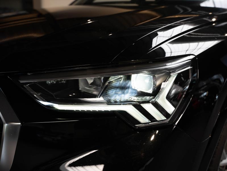 Voitures occasions Audi Q3 S line Champagne-au-Mont-d'Or