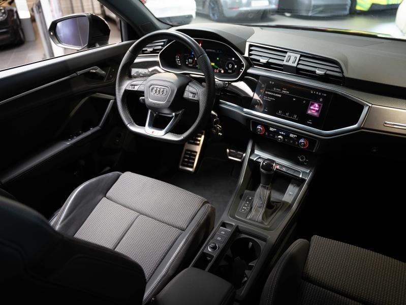 Voitures occasions Audi Q3 S line Champagne-au-Mont-d'Or