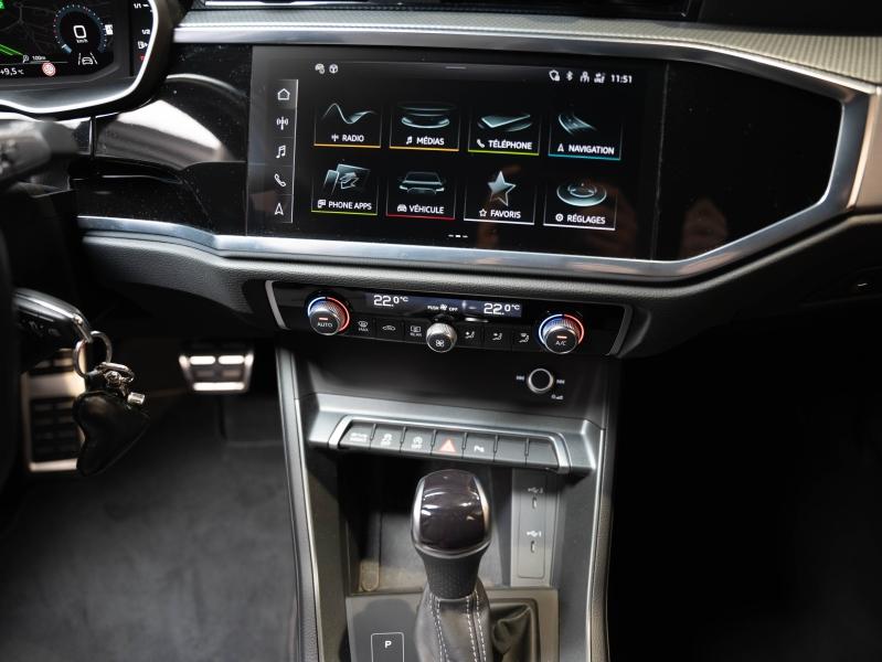 Voitures occasions Audi Q3 S line Champagne-au-Mont-d'Or