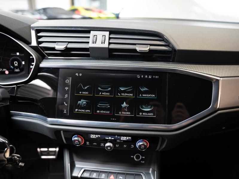 Voitures occasions Audi Q3 S line Champagne-au-Mont-d'Or