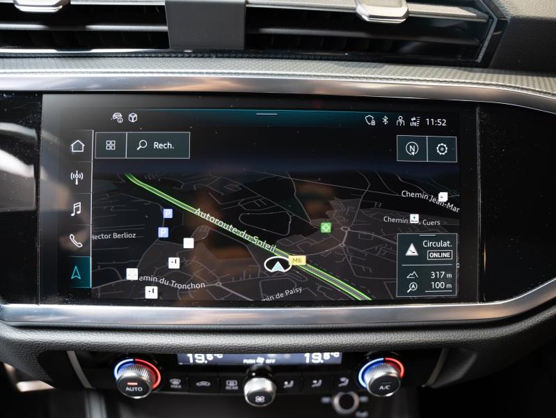 Voitures occasions Audi Q3 S line Champagne-au-Mont-d'Or