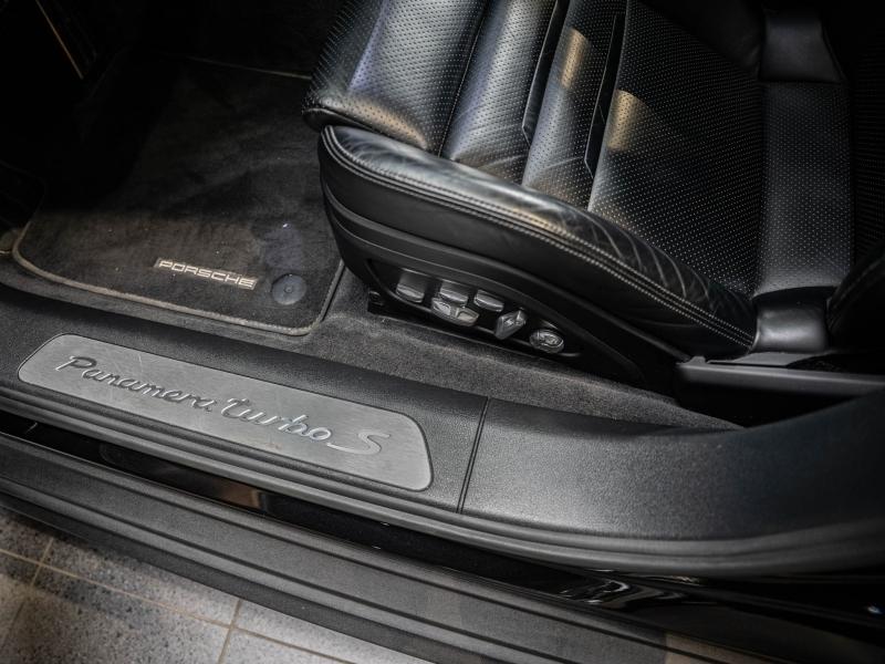 Voitures occasions PORSCHE PANAMERA Turbo S E-Hybrid Champagne-au-Mont-d'Or