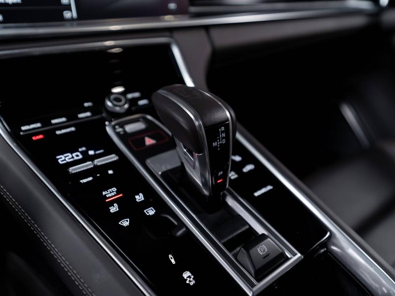 Voitures occasions PORSCHE Panamera Spt Turismo 4S Champagne-au-Mont-d'Or
