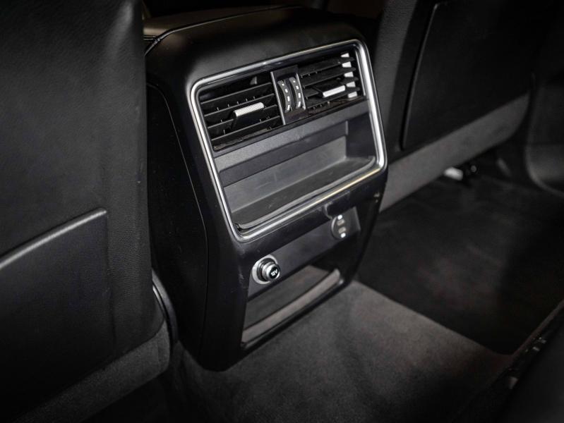 Voitures occasions PORSCHE CAYENNE E-Hybrid Champagne-au-Mont-d'Or