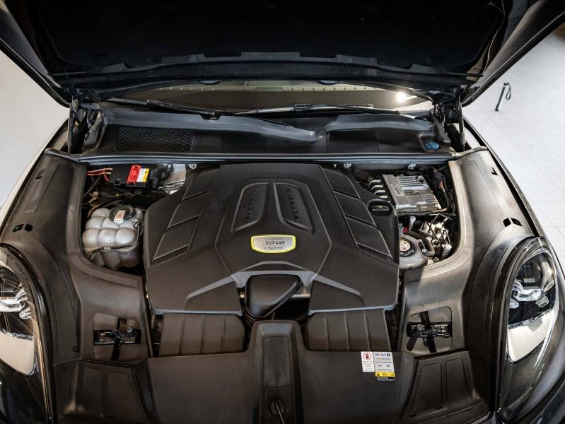 Voitures occasions PORSCHE CAYENNE E-Hybrid Champagne-au-Mont-d'Or