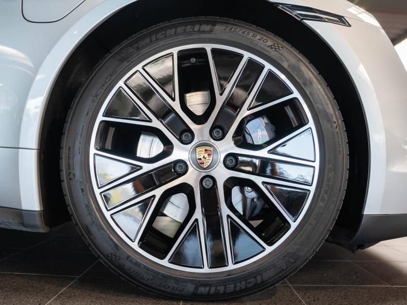 Voitures occasions PORSCHE Taycan Sport Turismo Base Champagne-au-Mont-d'Or