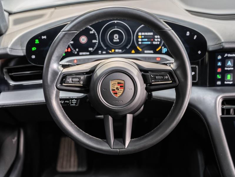 Voitures occasions PORSCHE Taycan Sport Turismo Base Champagne-au-Mont-d'Or