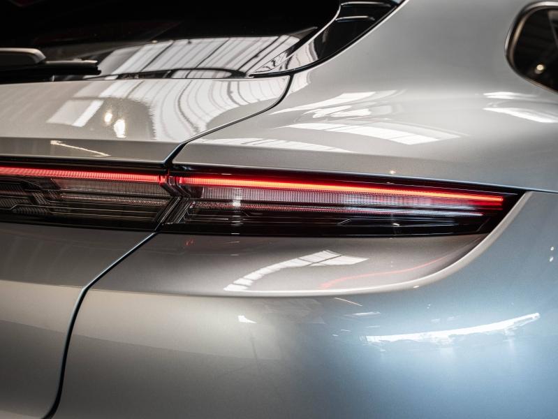 Voitures occasions PORSCHE Taycan Sport Turismo Base Champagne-au-Mont-d'Or