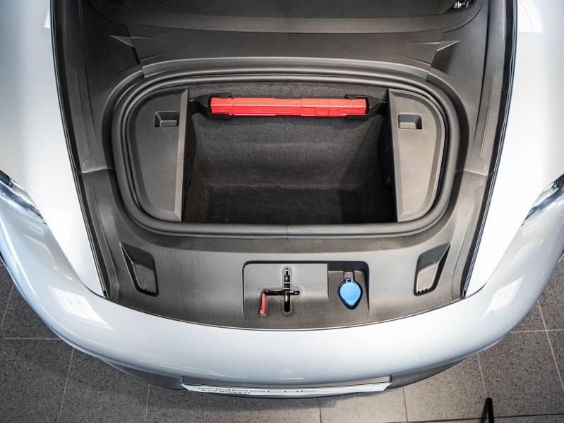 Voitures occasions PORSCHE Taycan Sport Turismo Base Champagne-au-Mont-d'Or