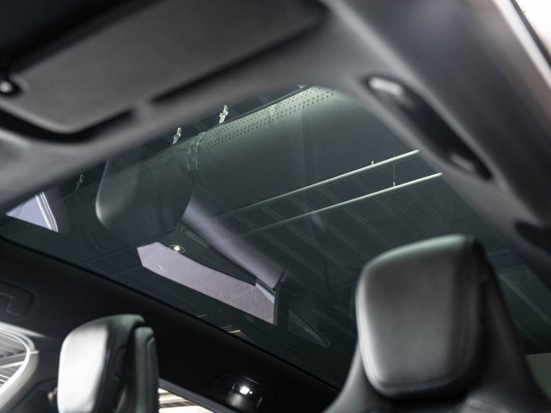 Voitures occasions PORSCHE Taycan Sport Turismo Base Champagne-au-Mont-d'Or