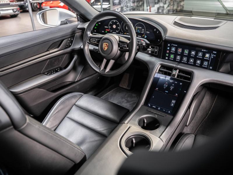 Voitures occasions PORSCHE Taycan Sport Turismo Base Champagne-au-Mont-d'Or