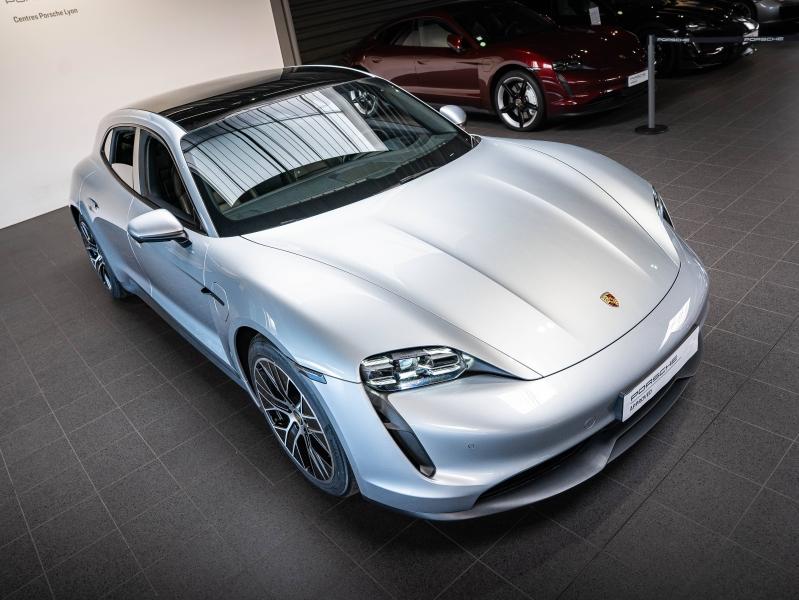 Voitures occasions PORSCHE Taycan Sport Turismo Base Champagne-au-Mont-d'Or