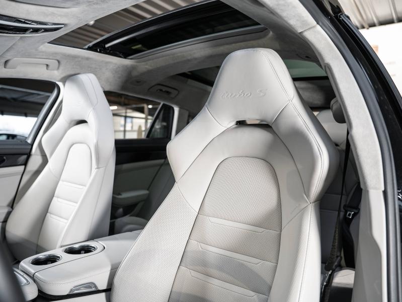 Voitures occasions PORSCHE Panamera Spt Turismo Turbo S Champagne-au-Mont-d'Or