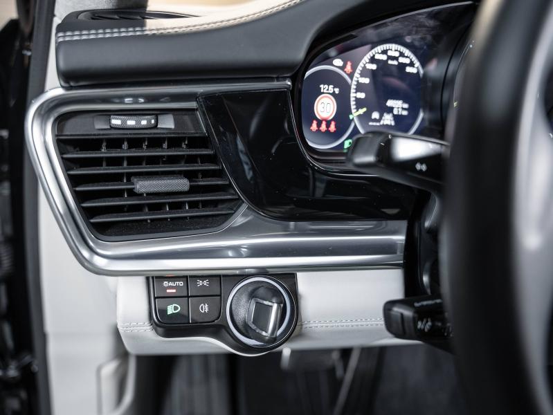 Voitures occasions PORSCHE Panamera Spt Turismo Turbo S Champagne-au-Mont-d'Or