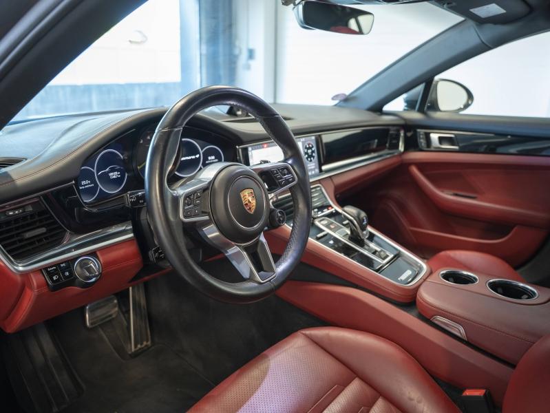 Voitures occasions PORSCHE PANAMERA 4 E-Hybrid Champagne-au-Mont-d'Or