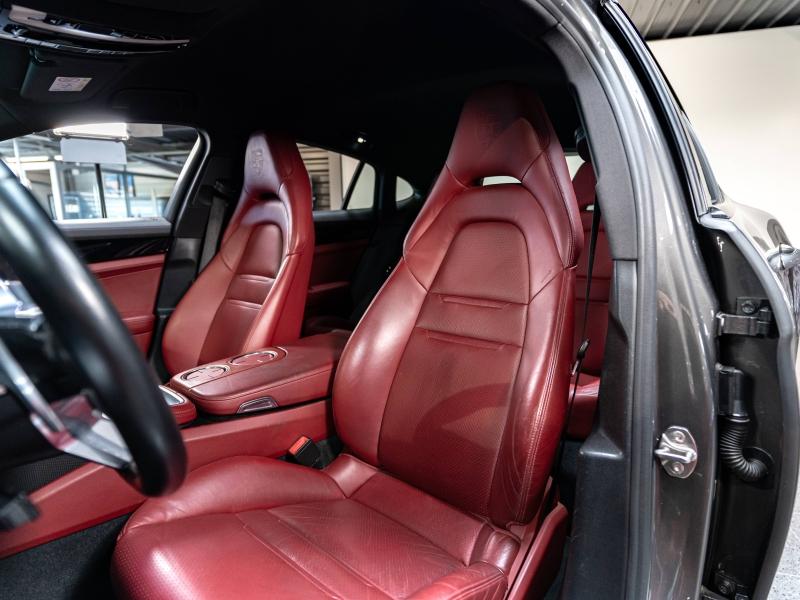 Voitures occasions PORSCHE PANAMERA 4 E-Hybrid Champagne-au-Mont-d'Or