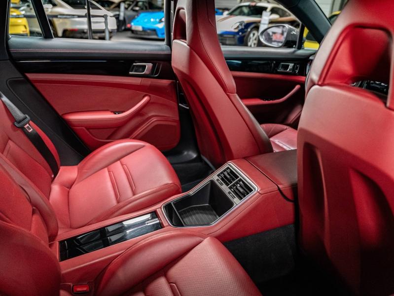 Voitures occasions PORSCHE PANAMERA 4 E-Hybrid Champagne-au-Mont-d'Or