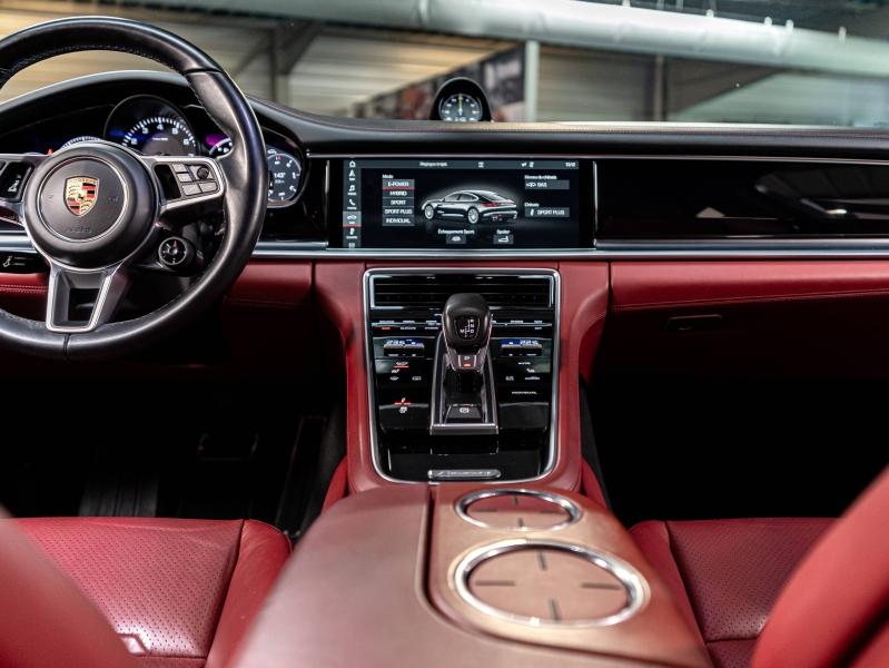 Voitures occasions PORSCHE PANAMERA 4 E-Hybrid Champagne-au-Mont-d'Or