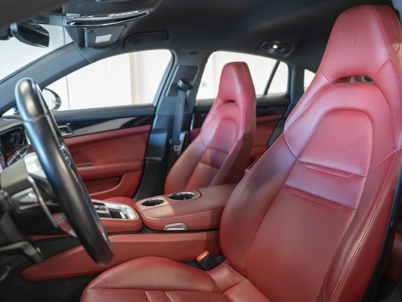 Voitures occasions PORSCHE PANAMERA 4 E-Hybrid Champagne-au-Mont-d'Or