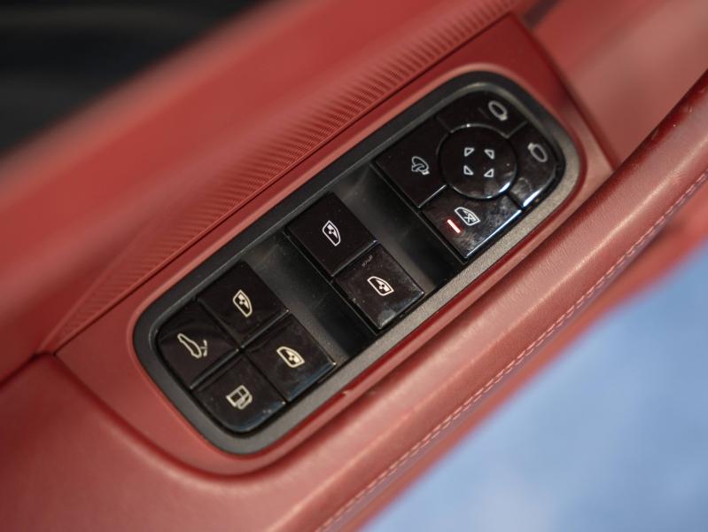 Voitures occasions PORSCHE PANAMERA 4 E-Hybrid Champagne-au-Mont-d'Or