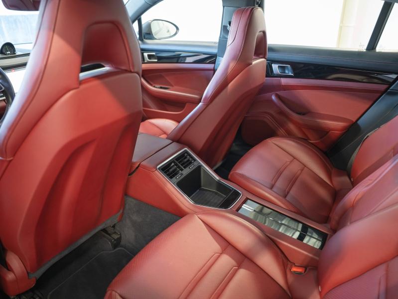 Voitures occasions PORSCHE PANAMERA 4 E-Hybrid Champagne-au-Mont-d'Or