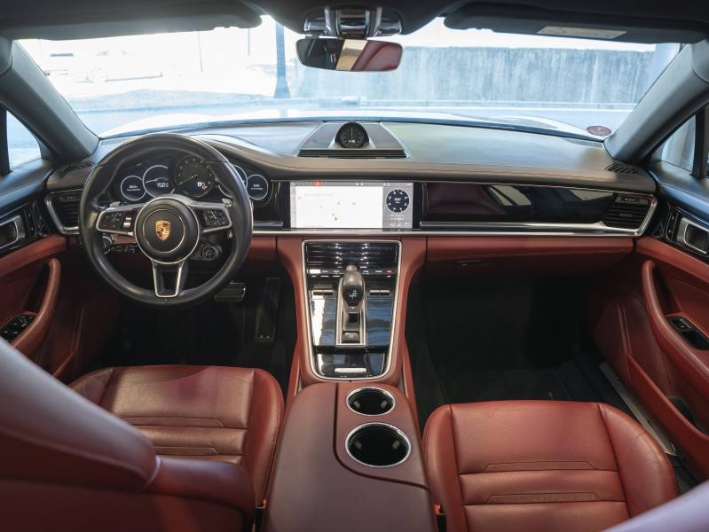 Voitures occasions PORSCHE PANAMERA 4 E-Hybrid Champagne-au-Mont-d'Or