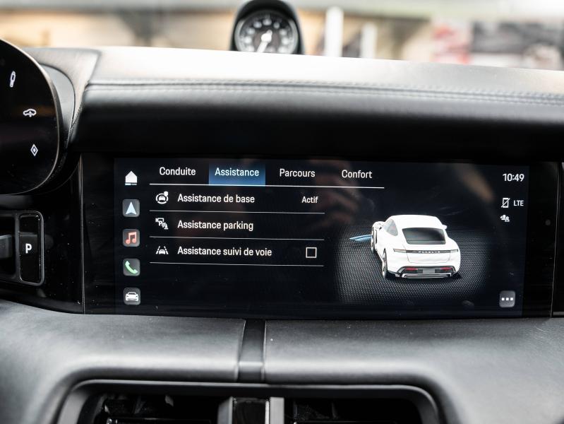 Voitures occasions PORSCHE Taycan Base Champagne-au-Mont-d'Or