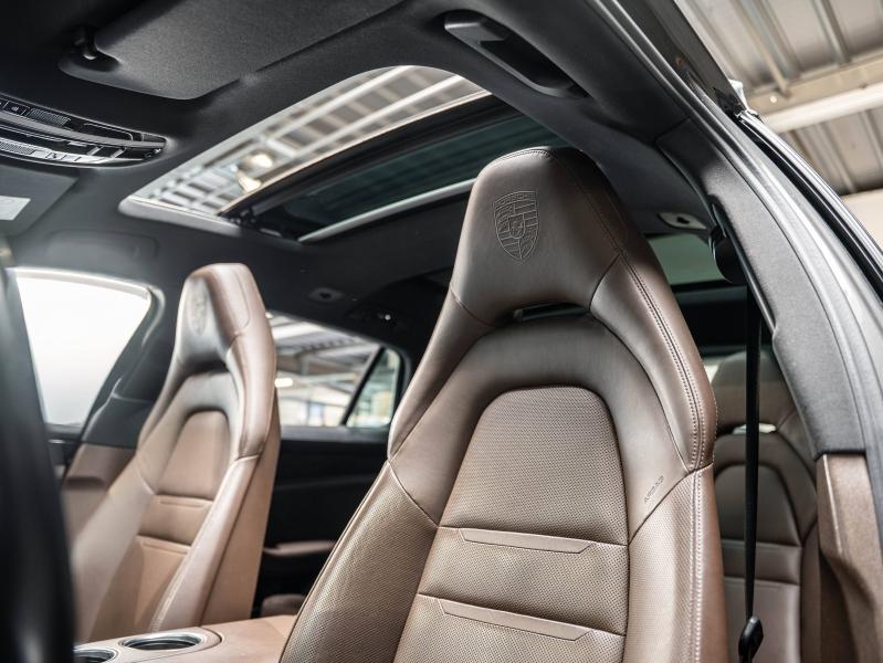 Voitures occasions PORSCHE Panamera Spt Turismo 4 E-Hybrid Champagne-au-Mont-d'Or