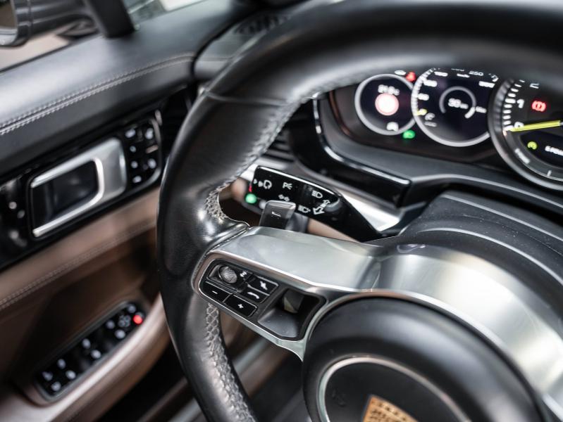 Voitures occasions PORSCHE Panamera Spt Turismo 4 E-Hybrid Champagne-au-Mont-d'Or