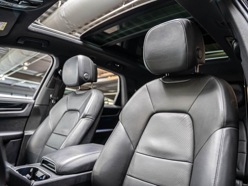 Voitures occasions PORSCHE CAYENNE E-Hybrid Champagne-au-Mont-d'Or