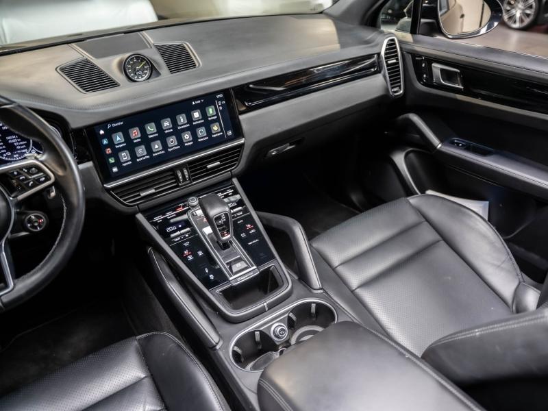 Voitures occasions PORSCHE CAYENNE E-Hybrid Champagne-au-Mont-d'Or