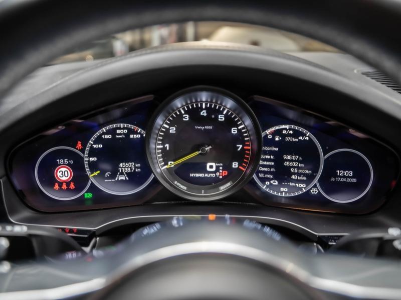 Voitures occasions PORSCHE CAYENNE E-Hybrid Champagne-au-Mont-d'Or