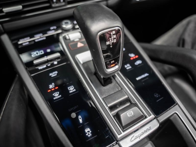 Voitures occasions PORSCHE CAYENNE E-Hybrid Champagne-au-Mont-d'Or