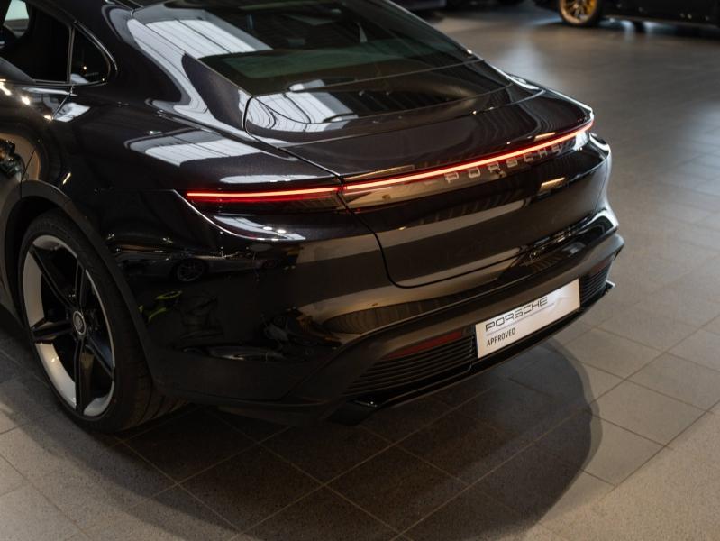 Voitures occasions PORSCHE Taycan Turbo Champagne-au-Mont-d'Or