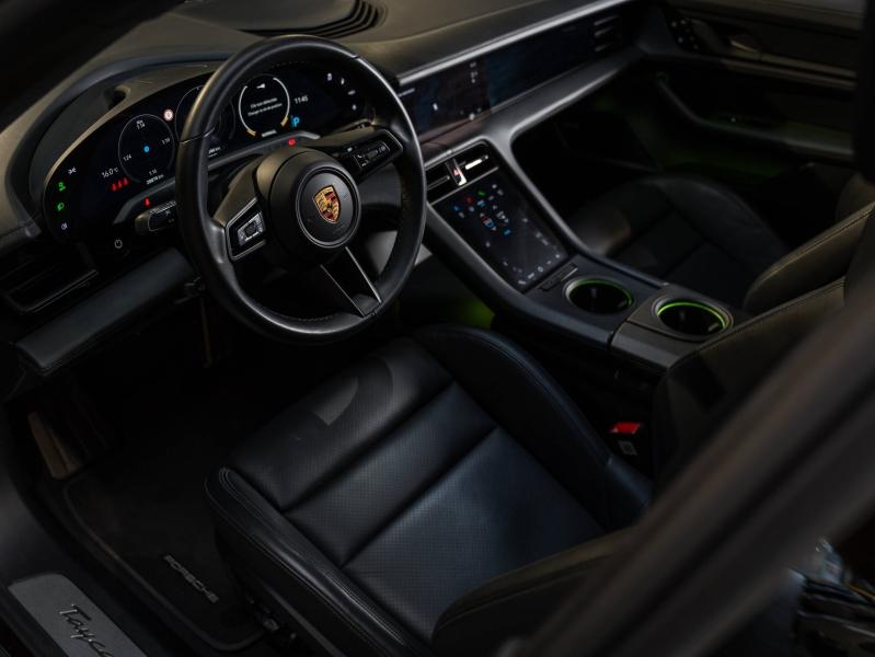 Voitures occasions PORSCHE Taycan Turbo Champagne-au-Mont-d'Or