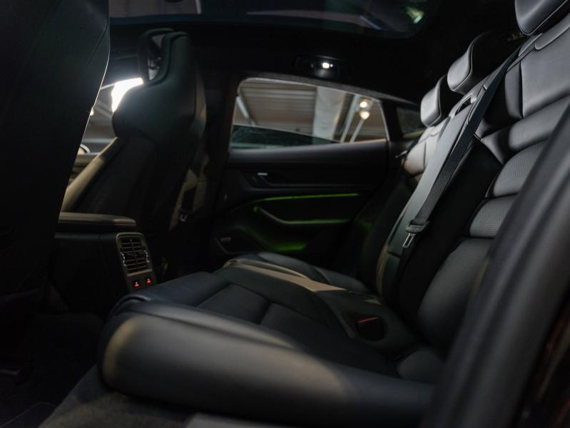 Voitures occasions PORSCHE Taycan Turbo Champagne-au-Mont-d'Or