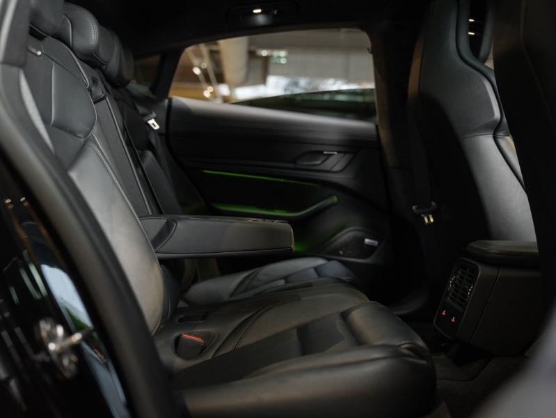 Voitures occasions PORSCHE Taycan Turbo Champagne-au-Mont-d'Or