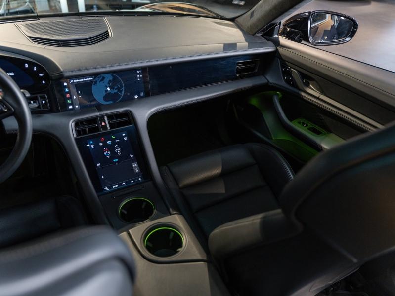 Voitures occasions PORSCHE Taycan Turbo Champagne-au-Mont-d'Or