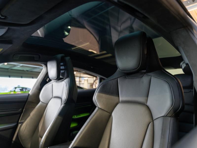 Voitures occasions PORSCHE Taycan Turbo Champagne-au-Mont-d'Or