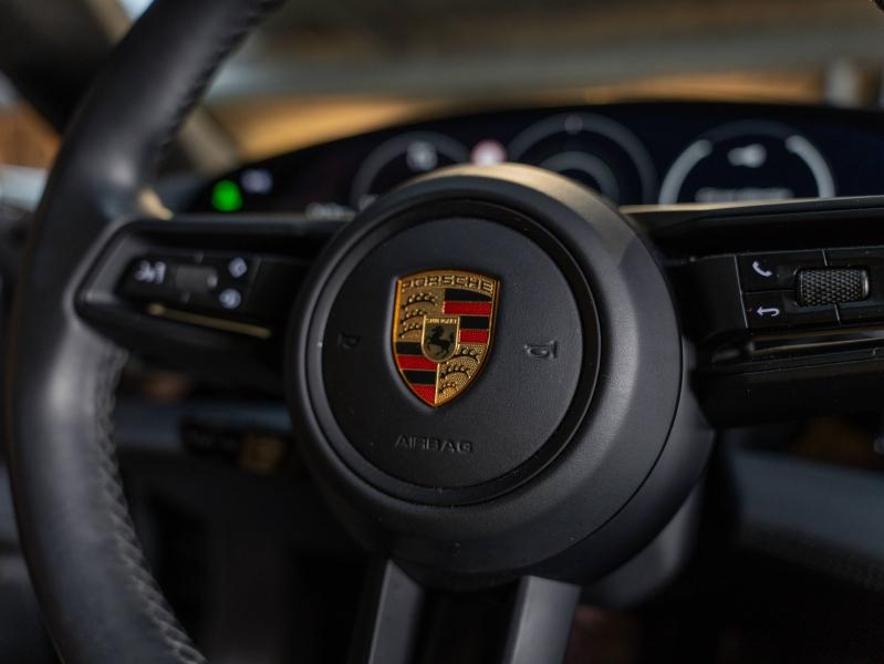 Voitures occasions PORSCHE Taycan Turbo Champagne-au-Mont-d'Or