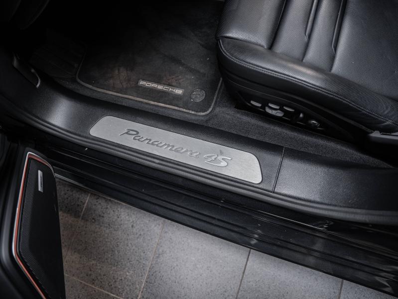 Voitures occasions PORSCHE PANAMERA 4S Champagne-au-Mont-d'Or