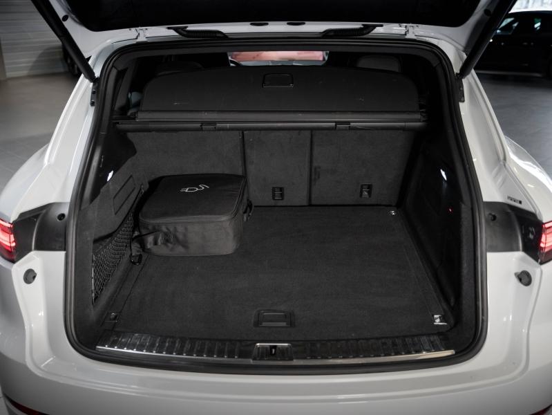 Voitures occasions PORSCHE CAYENNE E-Hybrid Champagne-au-Mont-d'Or