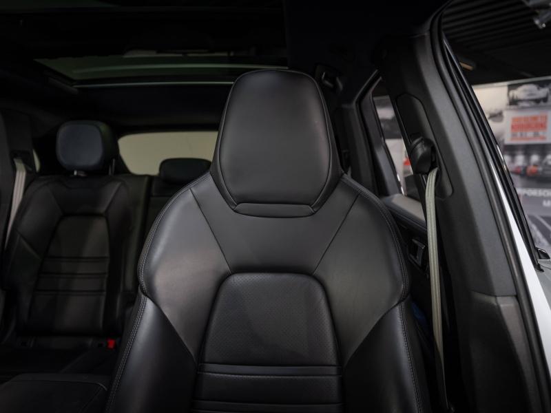 Voitures occasions PORSCHE CAYENNE E-Hybrid Champagne-au-Mont-d'Or