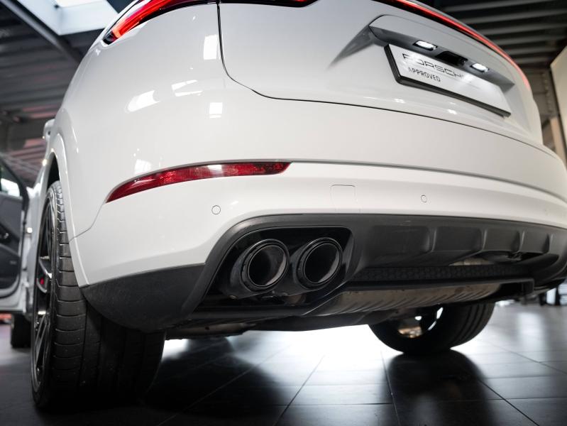 Voitures occasions PORSCHE CAYENNE E-Hybrid Champagne-au-Mont-d'Or