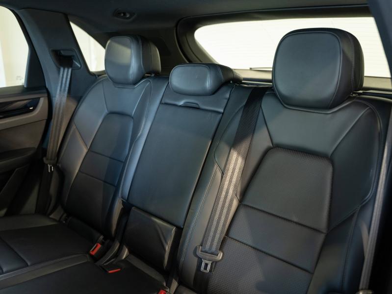 Voitures occasions PORSCHE CAYENNE Base Champagne-au-Mont-d'Or